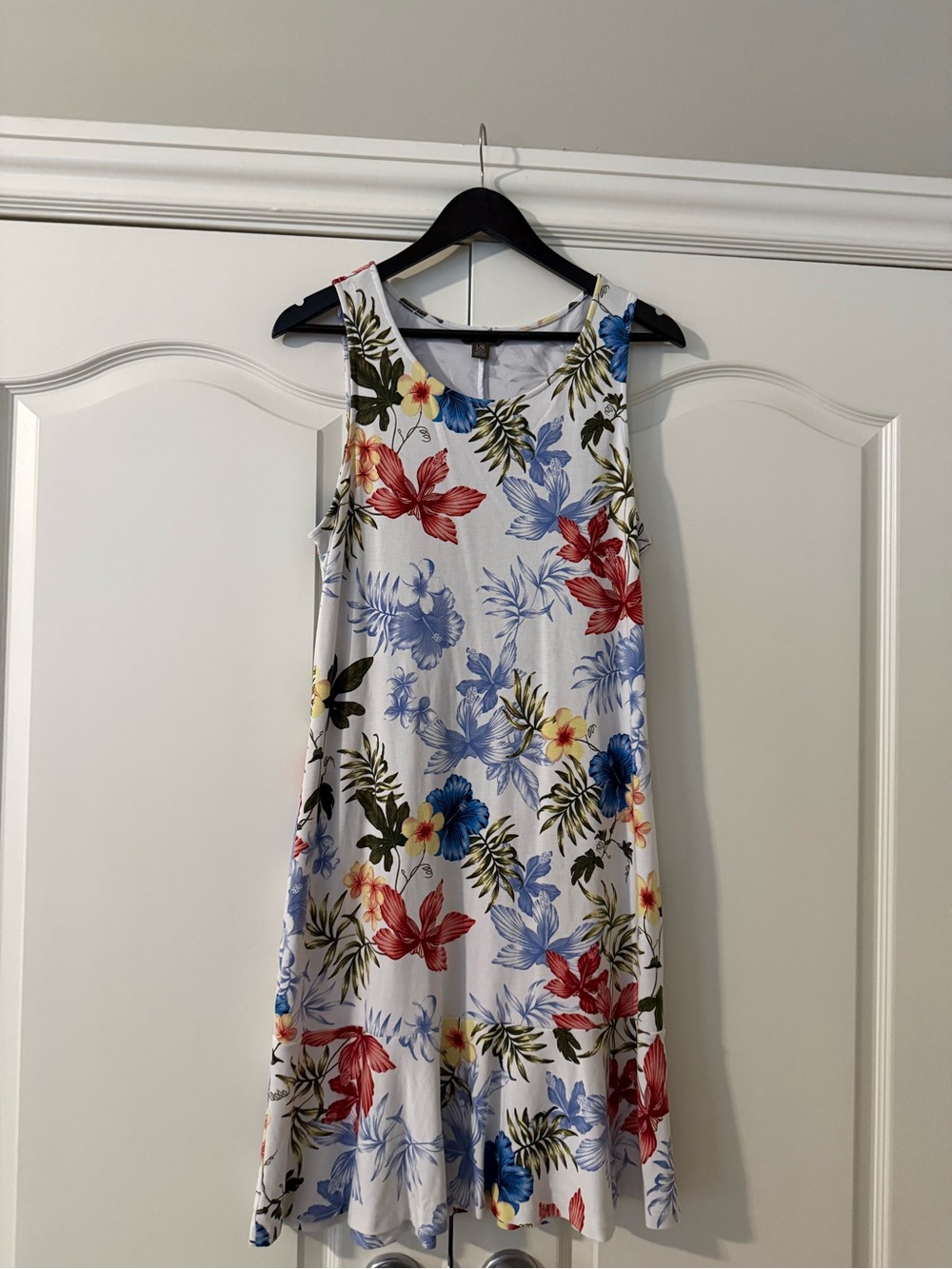 Tommy Bahama Lightweight Dress with Tropical Multicolor Accents